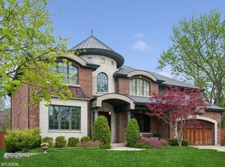 1138 Greentree Ave, Deerfield, IL 60015