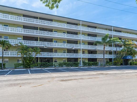2nd image of 1425 Arthur St APT 103A
