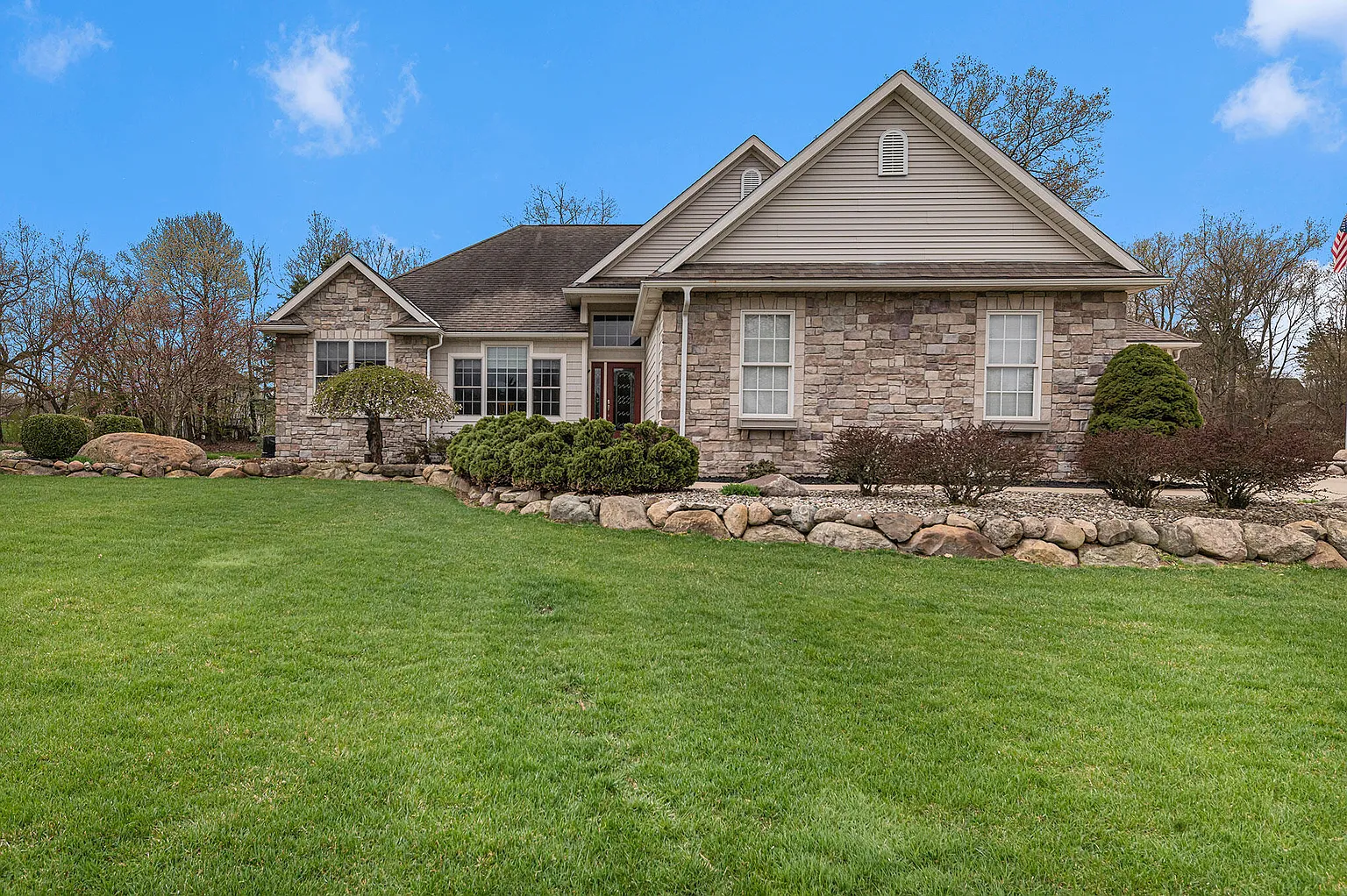 10901 Deerfield Trl photo 1