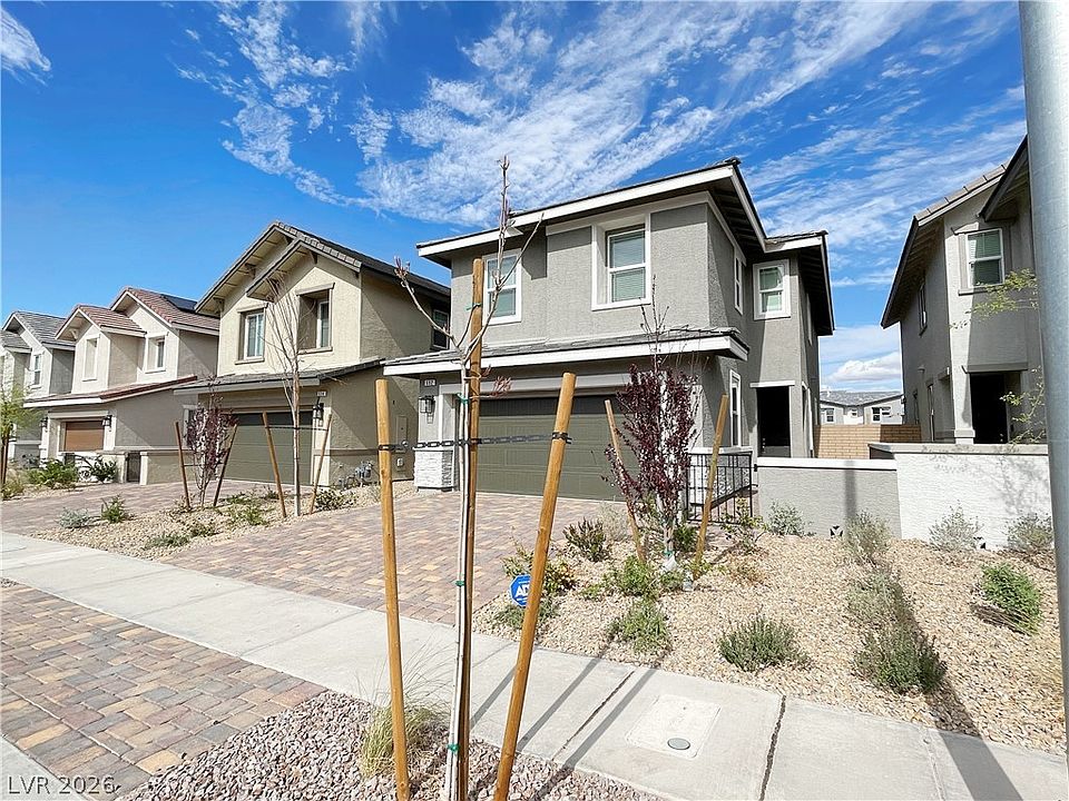 1st image of 692 Bamboo Bend Pl