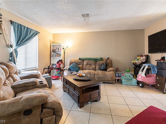 5th image of 3863 Terrazzo Ave