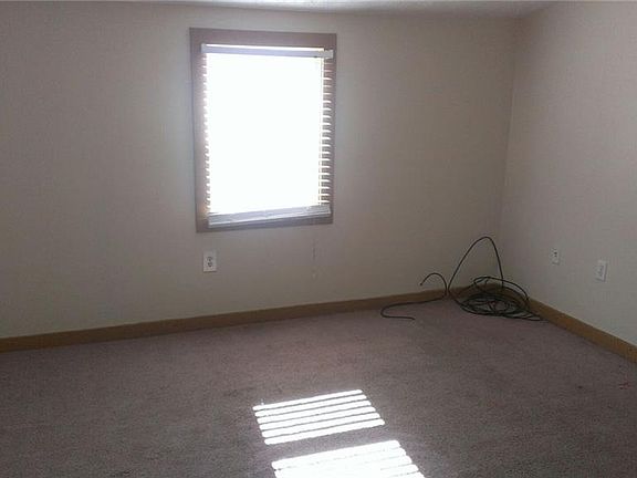 5th image of 3265 W 44th St