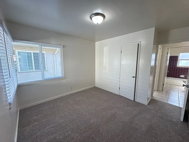 1054 - 1056A Pajaro Street — Photo 7