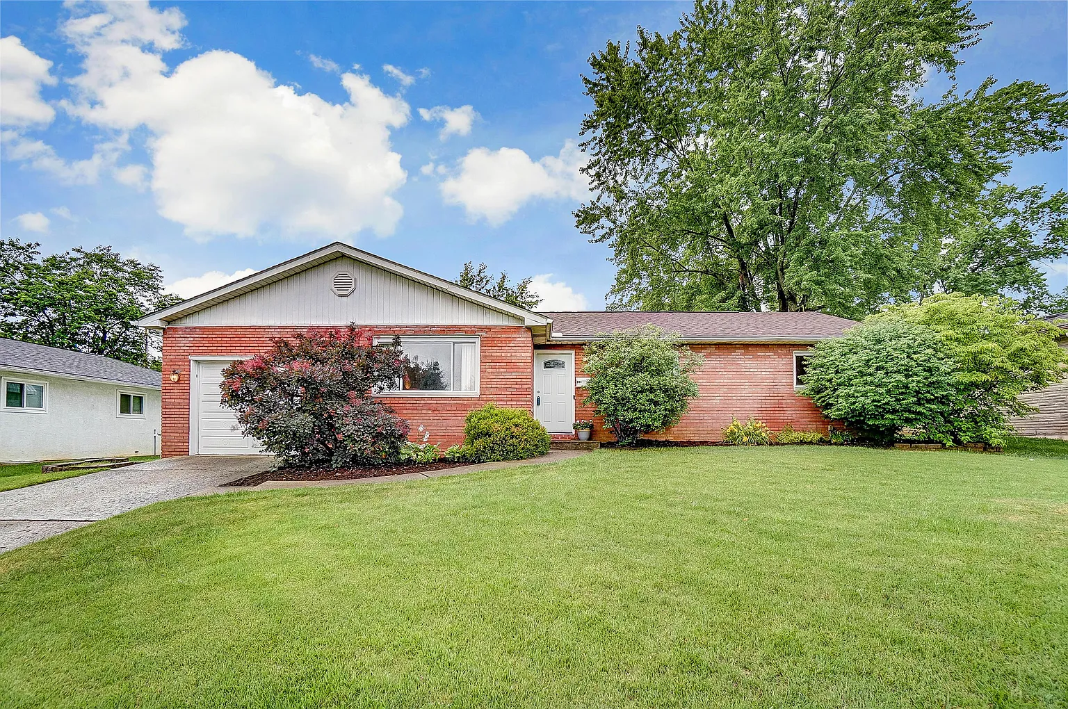 284 Rocky Fork Dr N photo 1