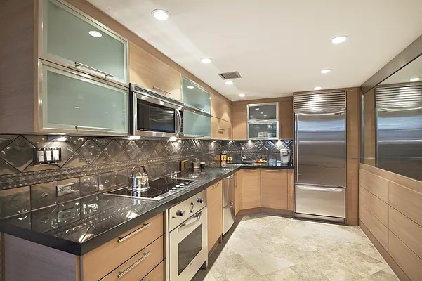 Sold by Corcoran | media 19