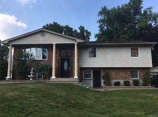 54 Blauvelt Rd, Blauvelt, NY 10913