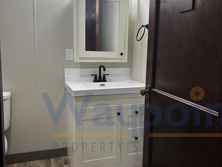 102 S Lafayette St #4 — Photo 12