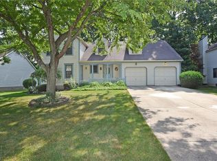 8002 Norriton Cir NW, North Canton, OH