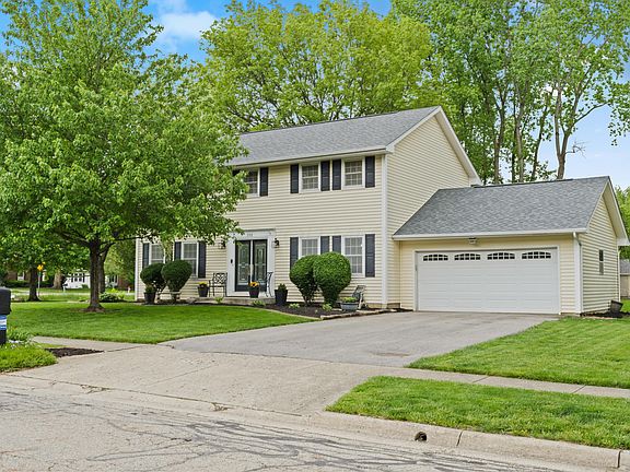 3rd image of 102 Academy Ct