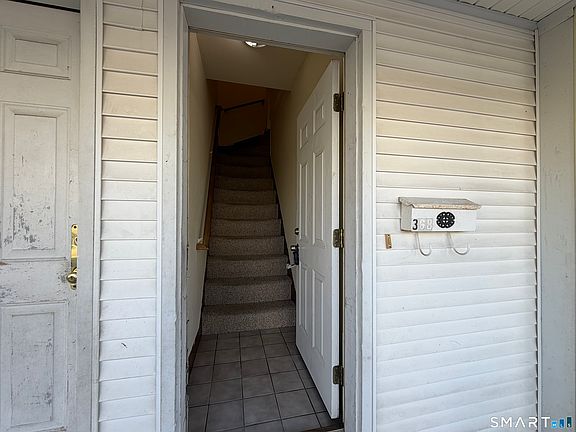 5th image of 368 Benham Ave Floor 2