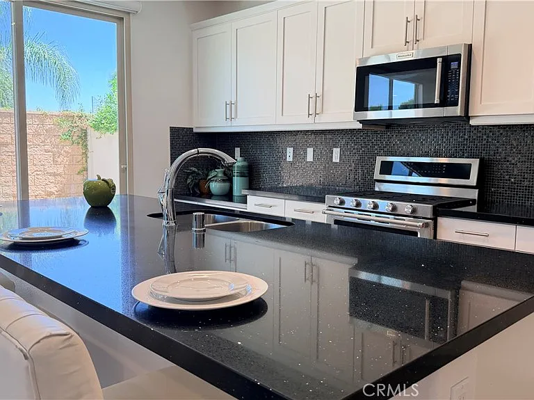 1801 Marquez Way — Photo 18