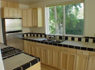 18952 Gault St, Reseda, CA 91335