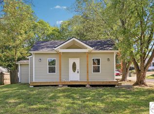 609 S Lexington St, Holden, MO 64040