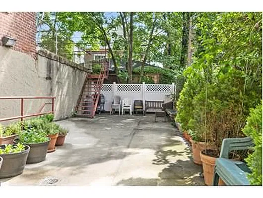 Sold by Douglas Elliman | media 6