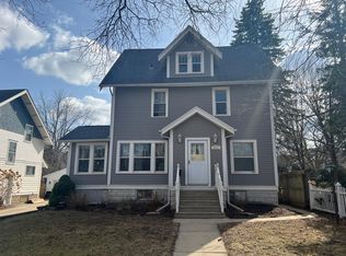812 1st St NW APT 1, Rochester, MN 55901
