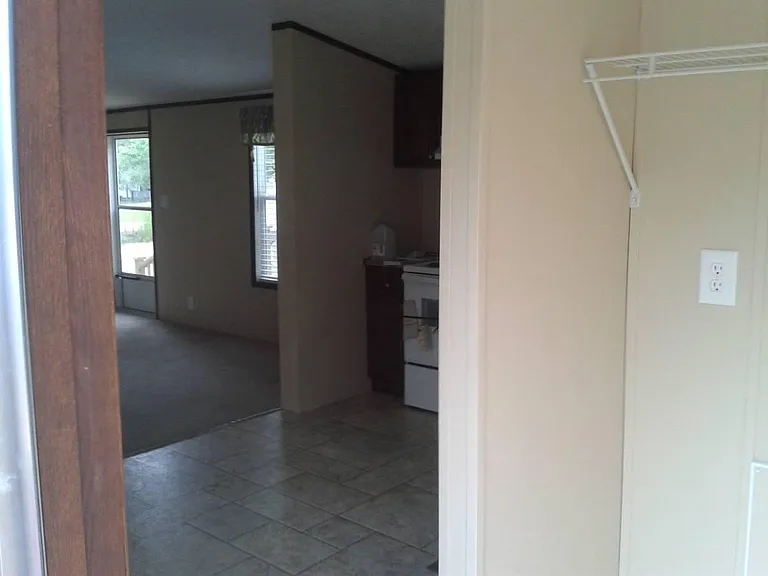 621 Live Oak Dr — Photo 10