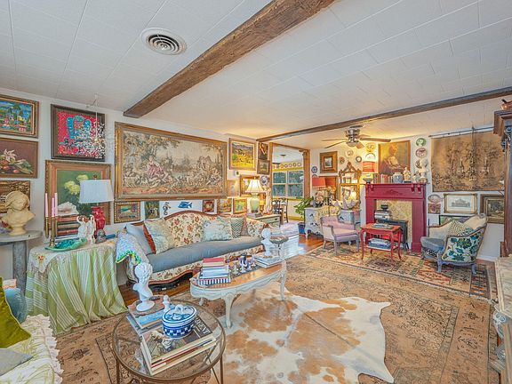 5th image of 71 Oaklawn Dr