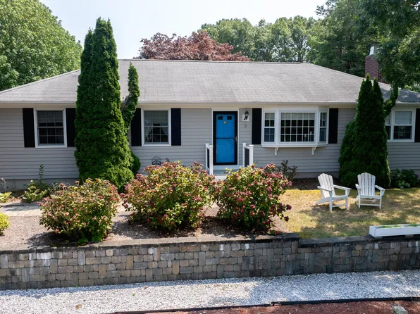 3 McNamara Avenue, West Yarmouth, MA 02673