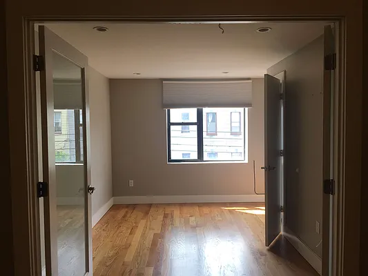 Rented by City View Living | media 12