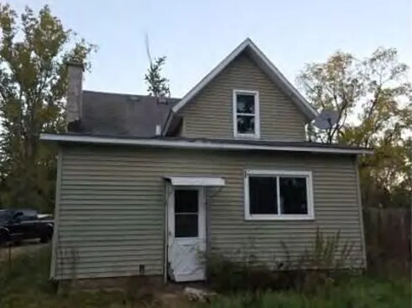 216 W Pine St, Bloomingdale, MI 49026