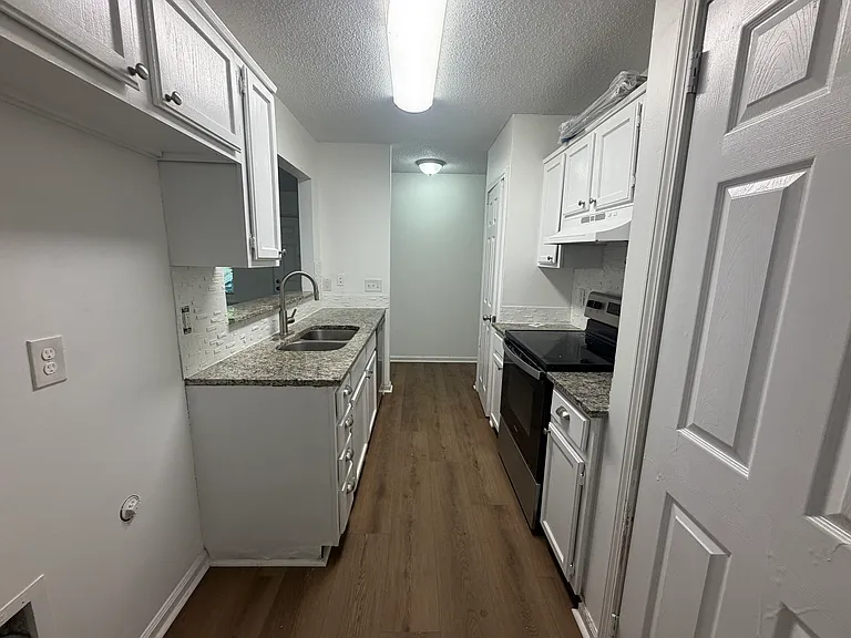 5008 Aberdun Ct — Photo 14
