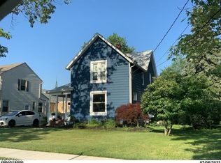 978 State St, Vermilion, OH 44089