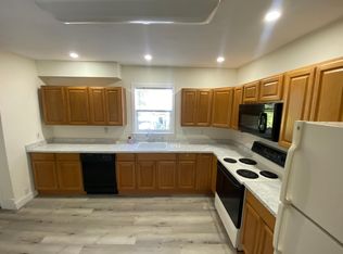 11 Circuit Ave E #1, Worcester, MA 01603