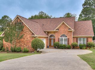 825 Pathfinder Ln, Aiken, SC 29803