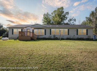 1902 Pinch Hwy, Charlotte, MI 48813