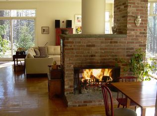 7 Zinn Rd, Danbury, CT 06811