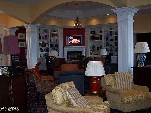 3rd image of 10 Lucketts Dr