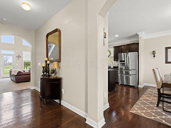 4th image of 1110 Balmoral Dr
