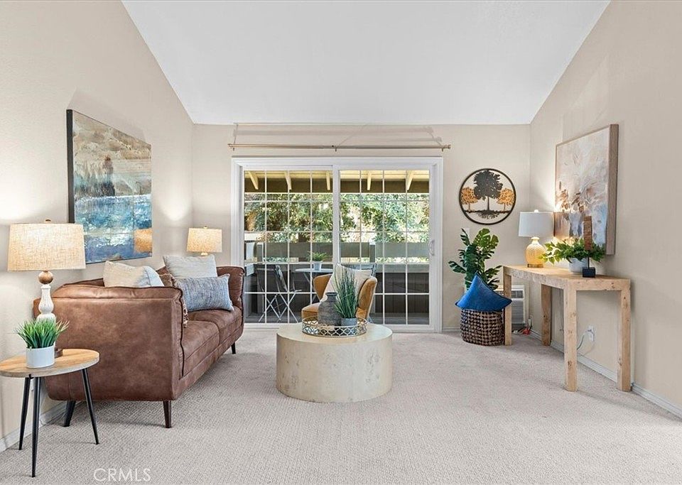 1st image of 208 Springview