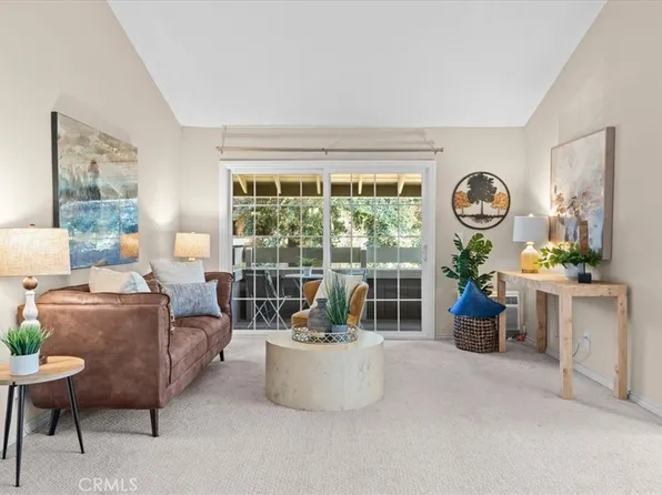 208 Springview, Irvine, CA 92620