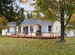1241 Sunset Trl, Cheboygan, MI 49721