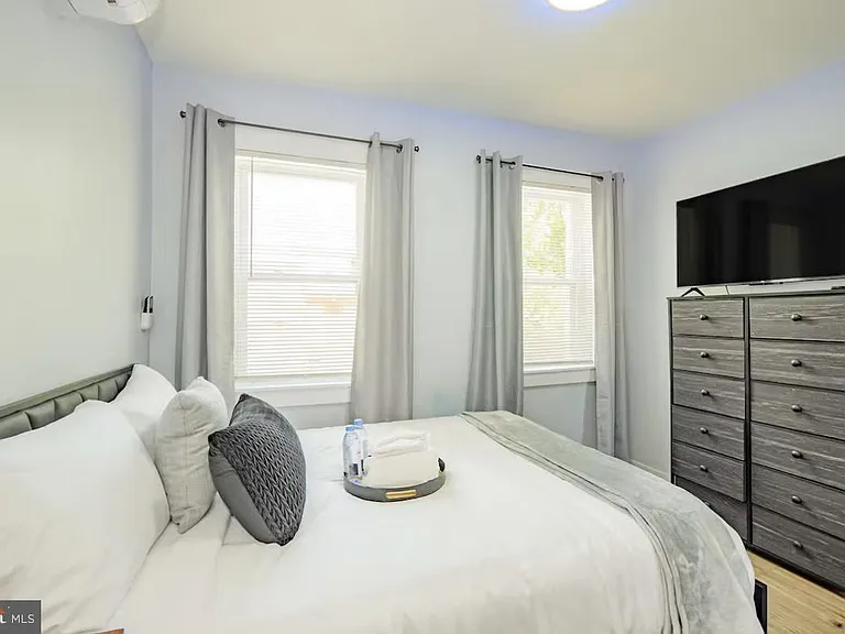 1125 Washington Blvd — Photo 5