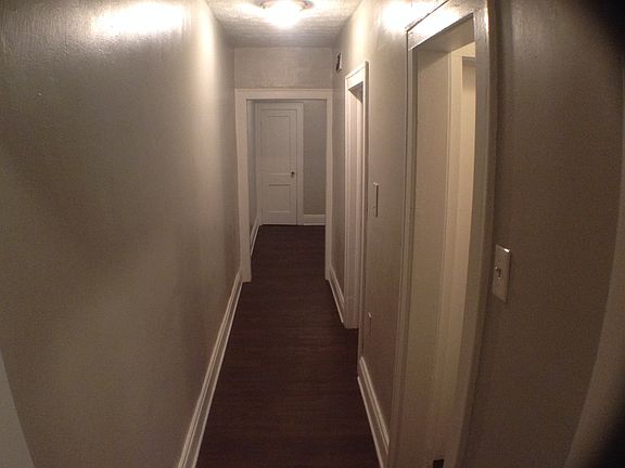 3rd image of 2630 N Moreland Blvd APT 2