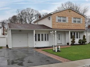 73 Birch St, Lake Grove, NY 11755