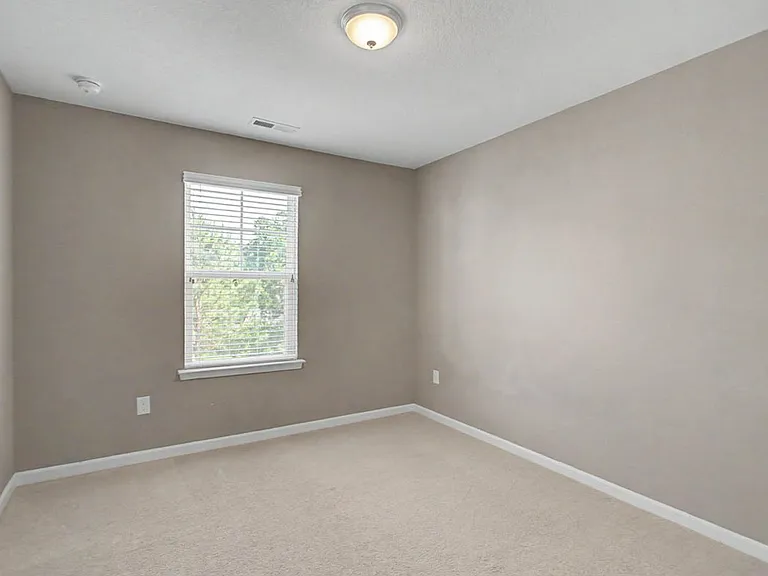 1004 Prosperity Ct — Photo 13
