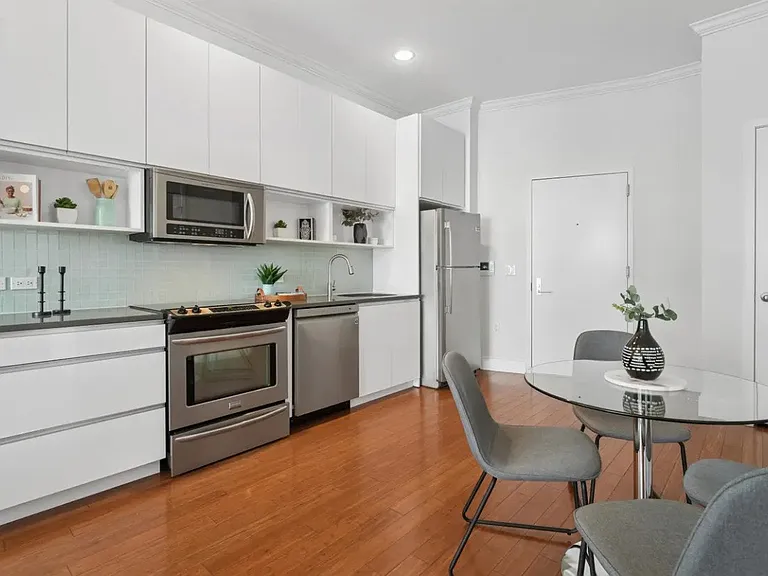 217 Newark Ave #208 — Photo 3