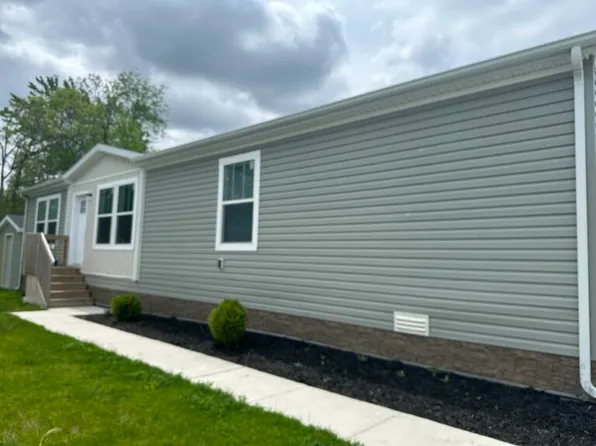 3543 Winsford Drive Site 409, Jackson, MI 49201