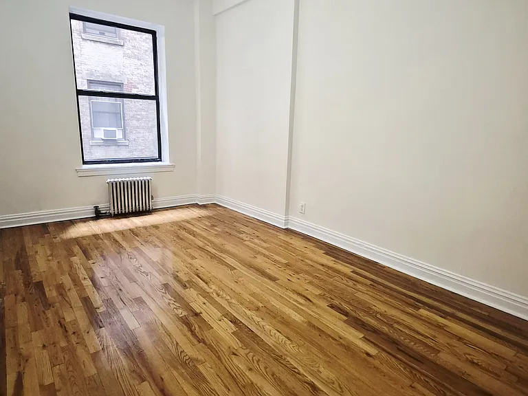 355 W 85th St #29 — Photo 4