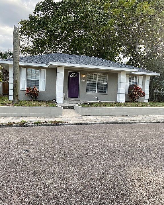 1st image of 1418 9th Ave N