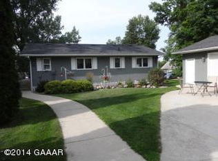 2001 S Le Homme Dieu Dr NE, Alexandria, MN 56308