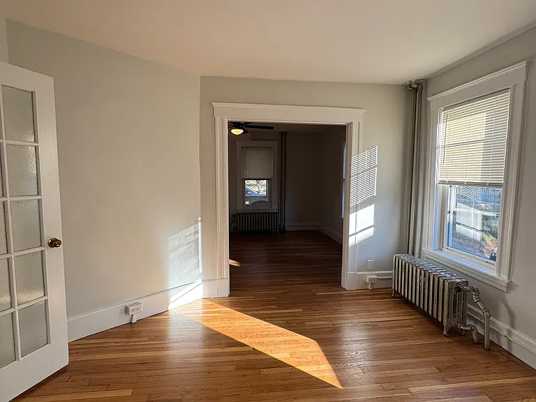32 Everett St #1 — Photo 9