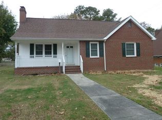 3116 Woodlawn Ave, Colonial Heights, VA 23834