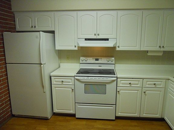 3rd image of 315 Park Hill Dr