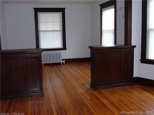 2nd image of 155 Albert St