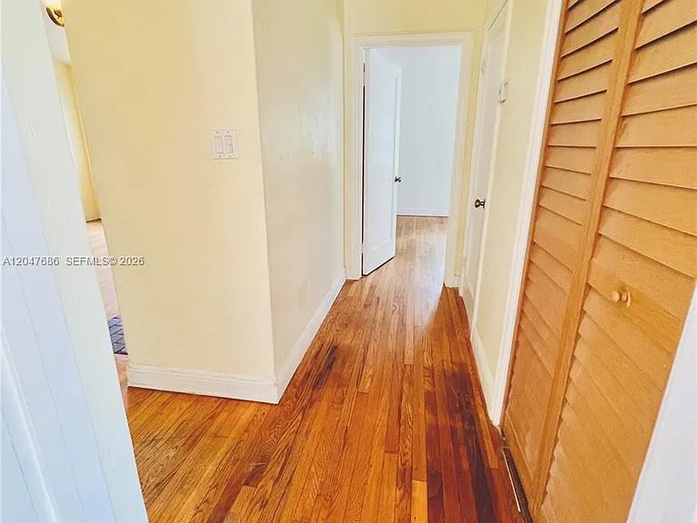 410 Pinecrest Dr — Photo 27