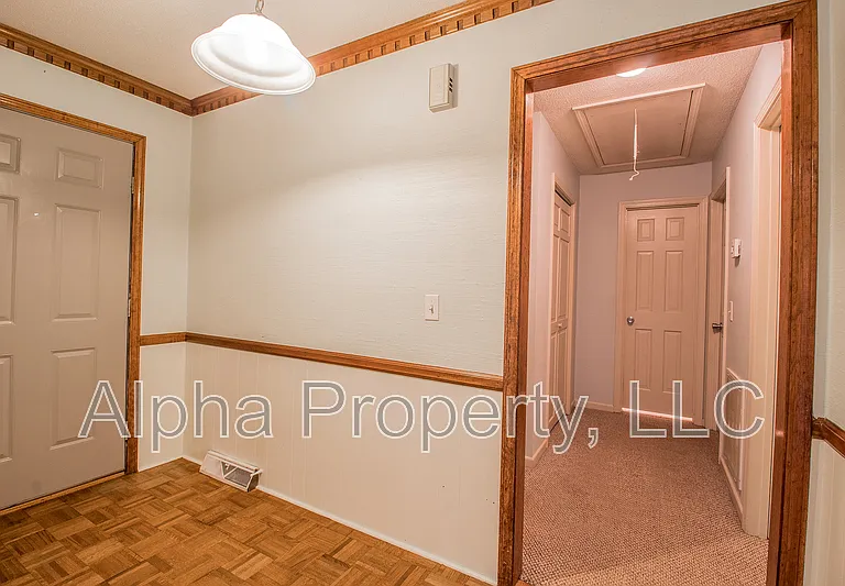 102 Ticonderoga Dr — Photo 5